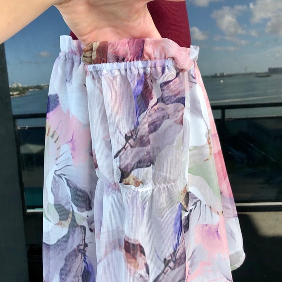 🌸Vince Camuto Off Shoulder Diffused Floral Blouse - Picture 8 of 14